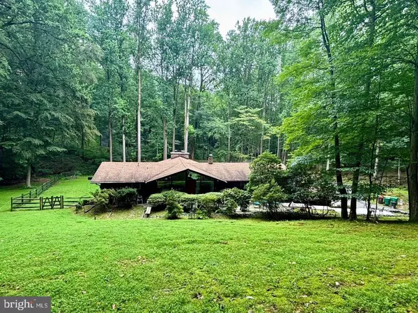 Hockessin, DE 19707,514 HEMLOCK DR