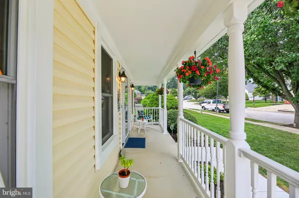 Baltimore, MD 21228,708 HUNTER WAY