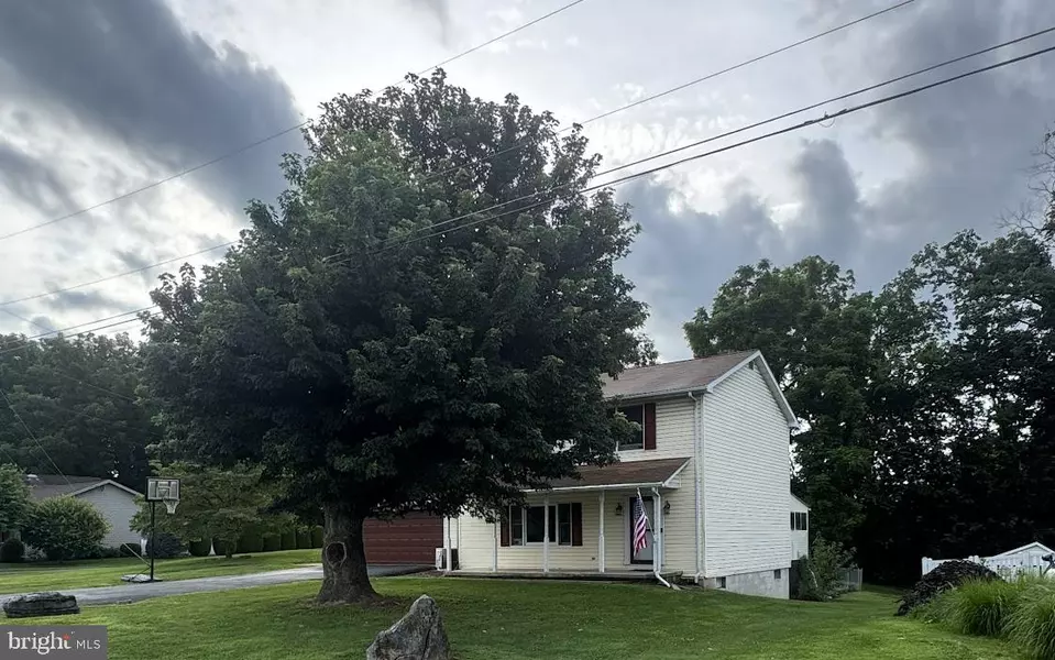 1057 KUNKLE DRIVE, Chambersburg, PA 17202