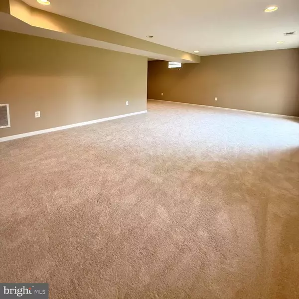 Sterling, VA 20166,42435 IBEX DR