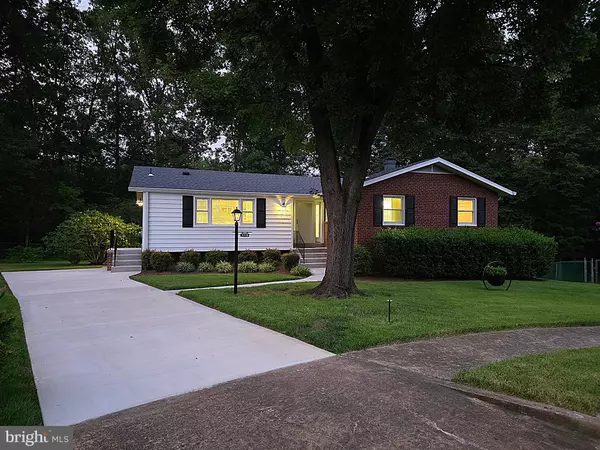 3718 WARWICK CIR, Fairfax, VA 22030
