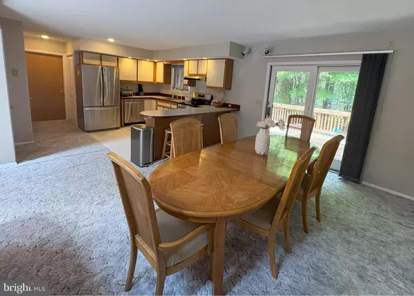 Lake Ariel, PA 18436,Address not disclosed