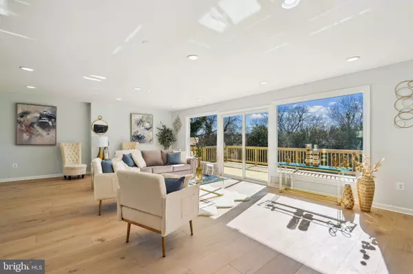 2528 ELVANS RD SE, Washington, DC 20020