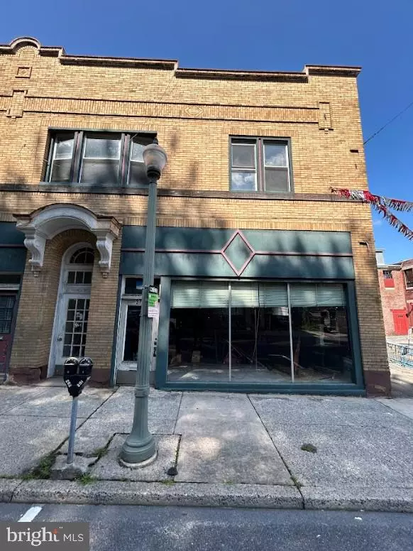 Pottsville, PA 17901,374 CENTRE ST S