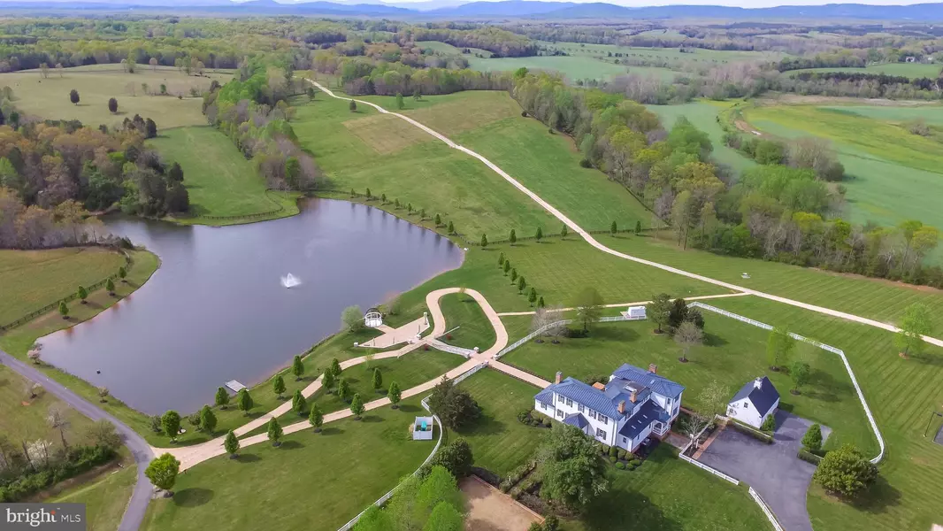 6887 BLENHEIM ROAD, Scottsville, VA 24590
