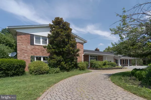 610 VALLEY BROOK DR, Silver Spring, MD 20904