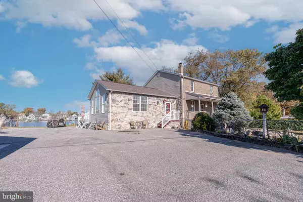 Dundalk, MD 21222,8514 SANDY PLAINS ROAD