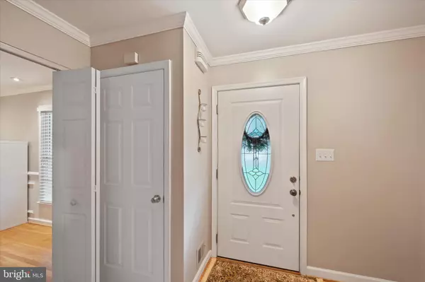 Woodbridge, VA 22192,12208 CAPTAINS CT