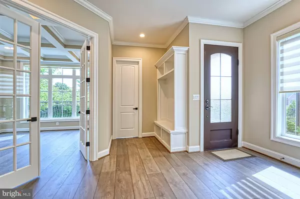 Mclean, VA 22101,1600 GREAT FALLS ST