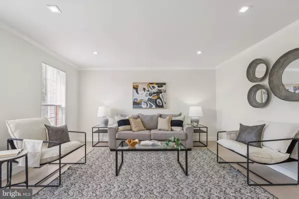 43501 POSTRAIL SQ, Ashburn, VA 20147