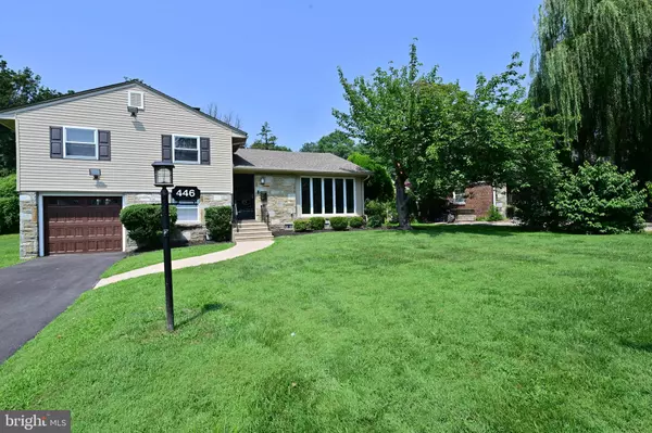 Glenside, PA 19038,446 TWICKENHAM RD