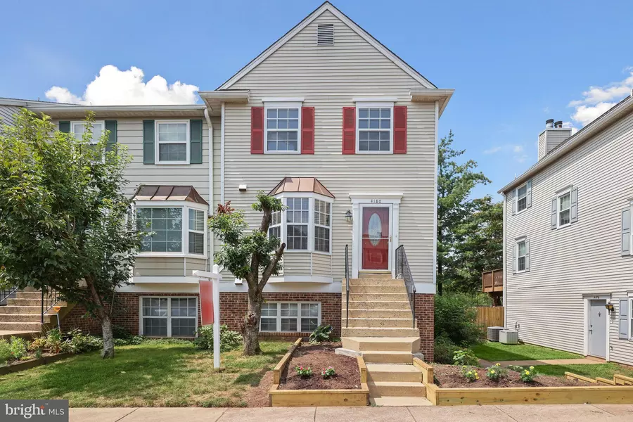 4180 PLEASANT MEADOW CT #104A, Chantilly, VA 20151