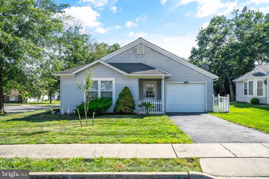1 SEQUOIA CT, Barnegat, NJ 08005