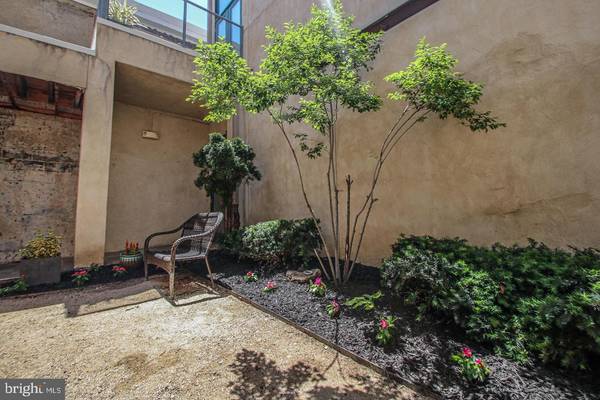 Philadelphia, PA 19123,722 N 2ND ST #301