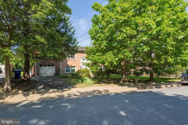 Arlington, VA 22201,420 N IRVING ST