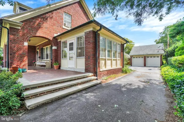 York, PA 17402,15 N HARLAN ST