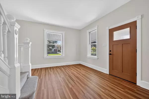 Palmyra, NJ 08065,810 MORGAN AVE
