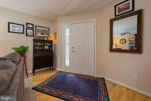 Frankford, DE 19945,38280 CLOVER LN