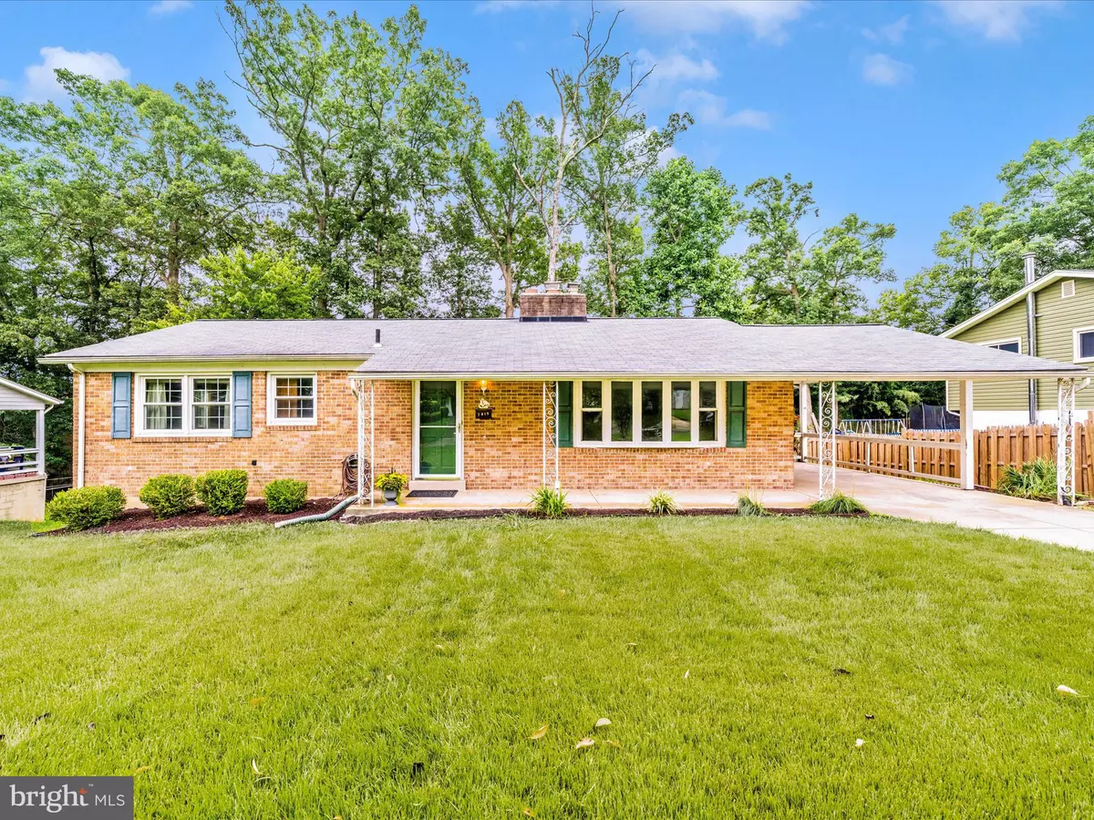 Laurel, MD 20707,7019 FITZPATRICK DR