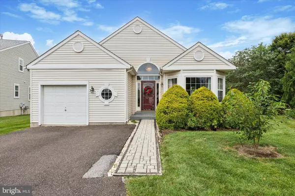 10 PADDINGTON TER, Royersford, PA 19468