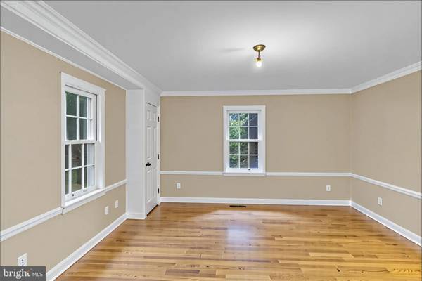 Trenton, NJ 08618,206 CORNWALL AVE