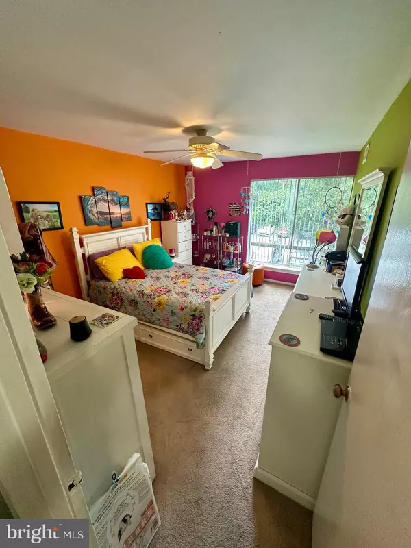 Greenbelt, MD 20770,8439 GREENBELT RD #8439-202