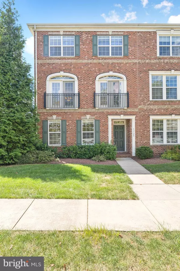 Leesburg, VA 20176,43728 GOLD HILL SQ