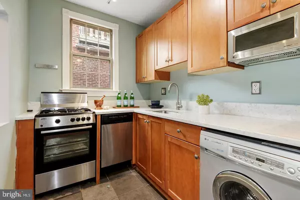 Washington, DC 20009,1439 EUCLID ST NW #206