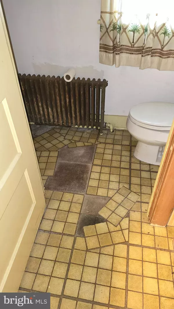 Reading, PA 19601,929 MCKNIGHT ST