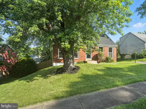 Woodbridge, VA 22193,13874 MONTOCLAIR LN
