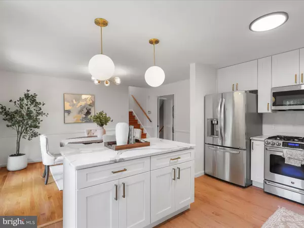 Falls Church, VA 22043,7400 LANHAM RD