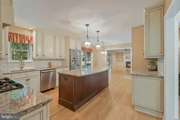 Ocean City, MD 21842,10127 QUEENS CIR