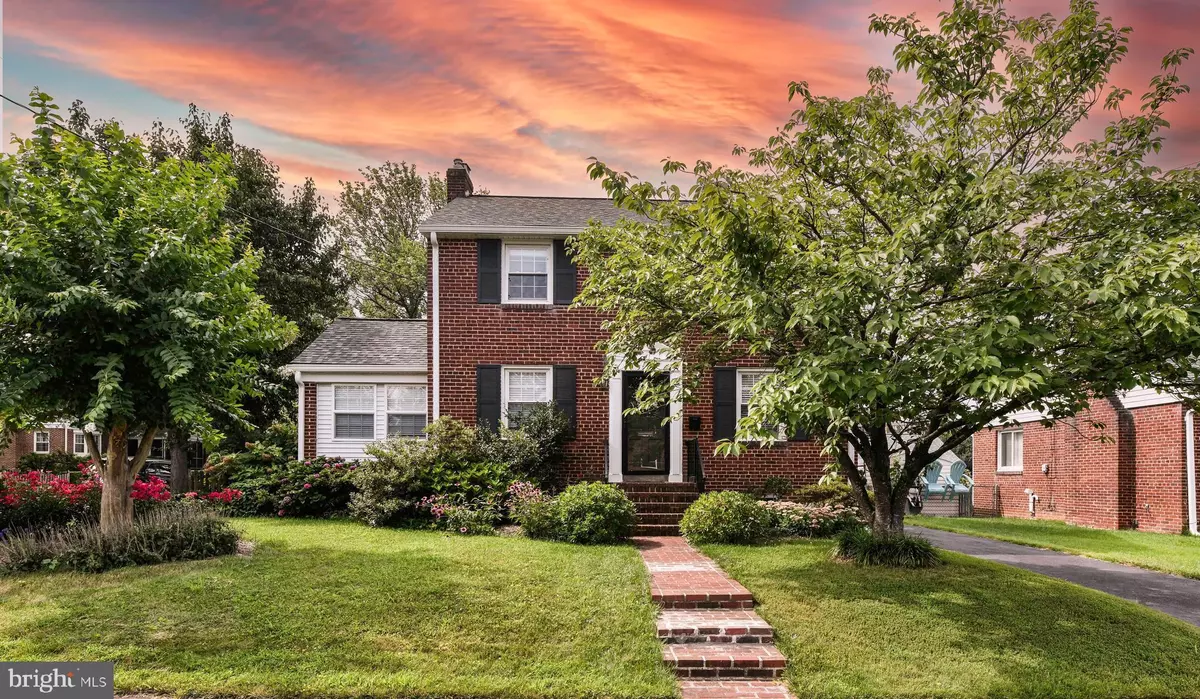 Arlington, VA 22204,5900 1ST ST S