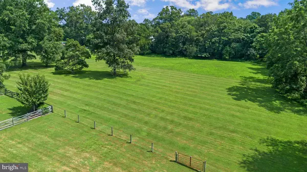 Gaithersburg, MD 20882,7400 ROCKY RD