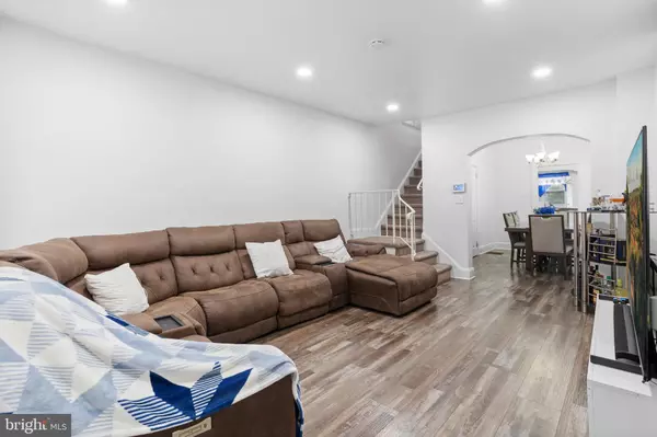 Trenton, NJ 08629,872 REVERE AVE