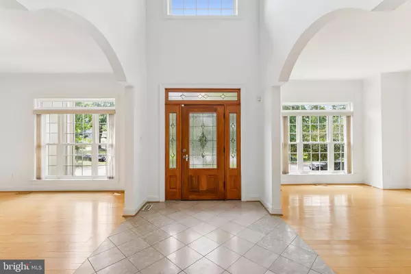 Mclean, VA 22101,6504 DIVINE ST