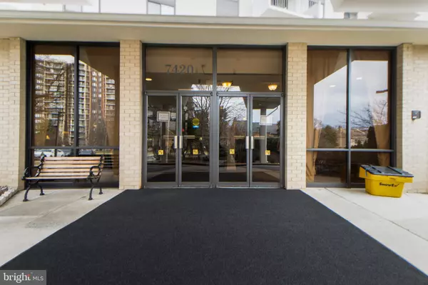 Bethesda, MD 20817,7420 WESTLAKE TER #1311