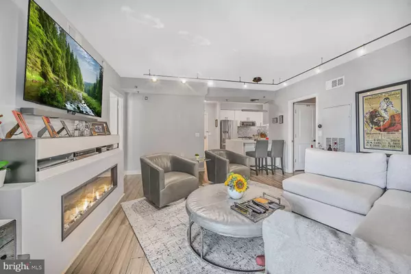 Washington, DC 20001,555 MASSACHUSETTS AVE NW #1215