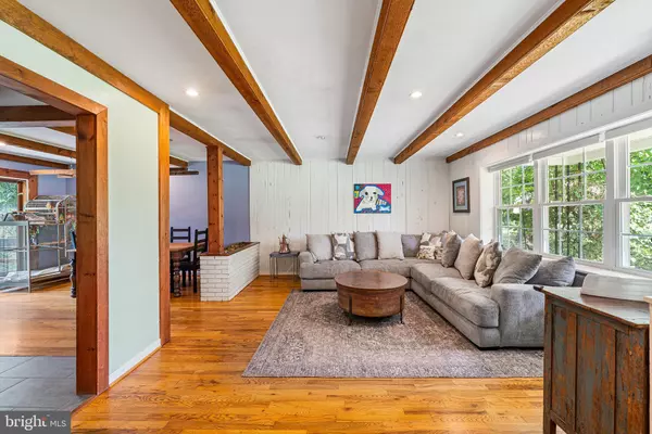 New Hope, PA 18938,74 SUNSET DR