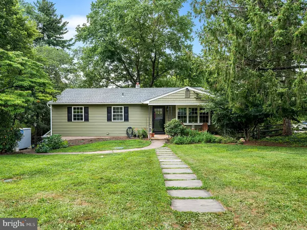 New Hope, PA 18938,74 SUNSET DR