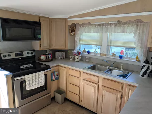 Seaford, DE 19973,8101 HEARNS POND RD