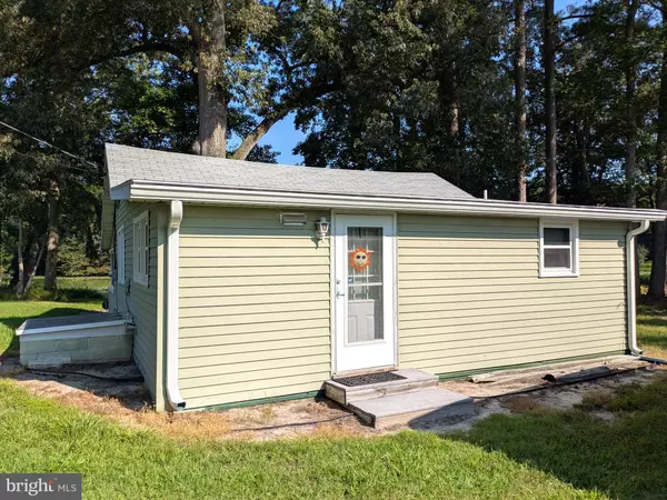 Seaford, DE 19973,8101 HEARNS POND RD