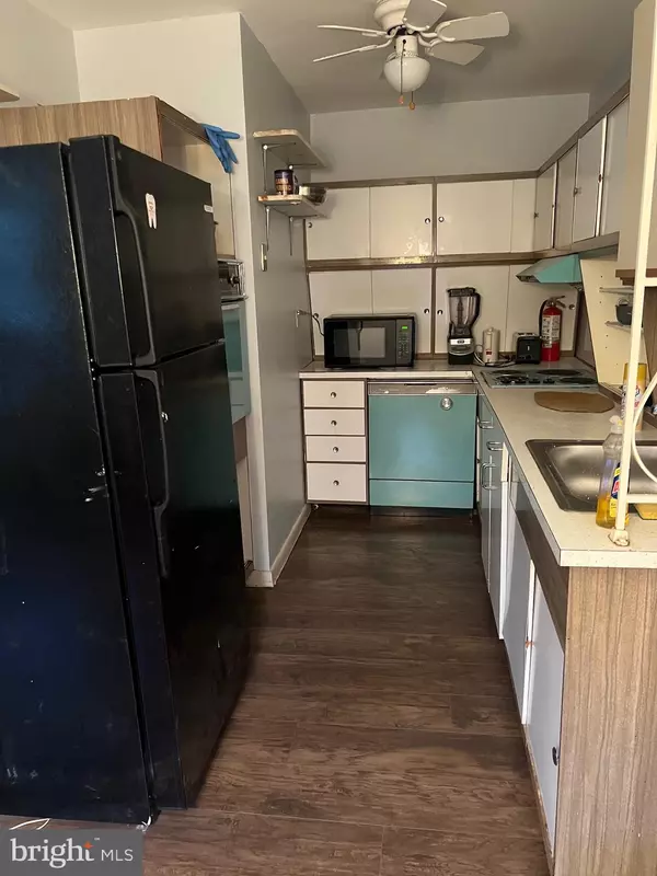 Philadelphia, PA 19144,5720 WISSAHICKON AVE E #E-17