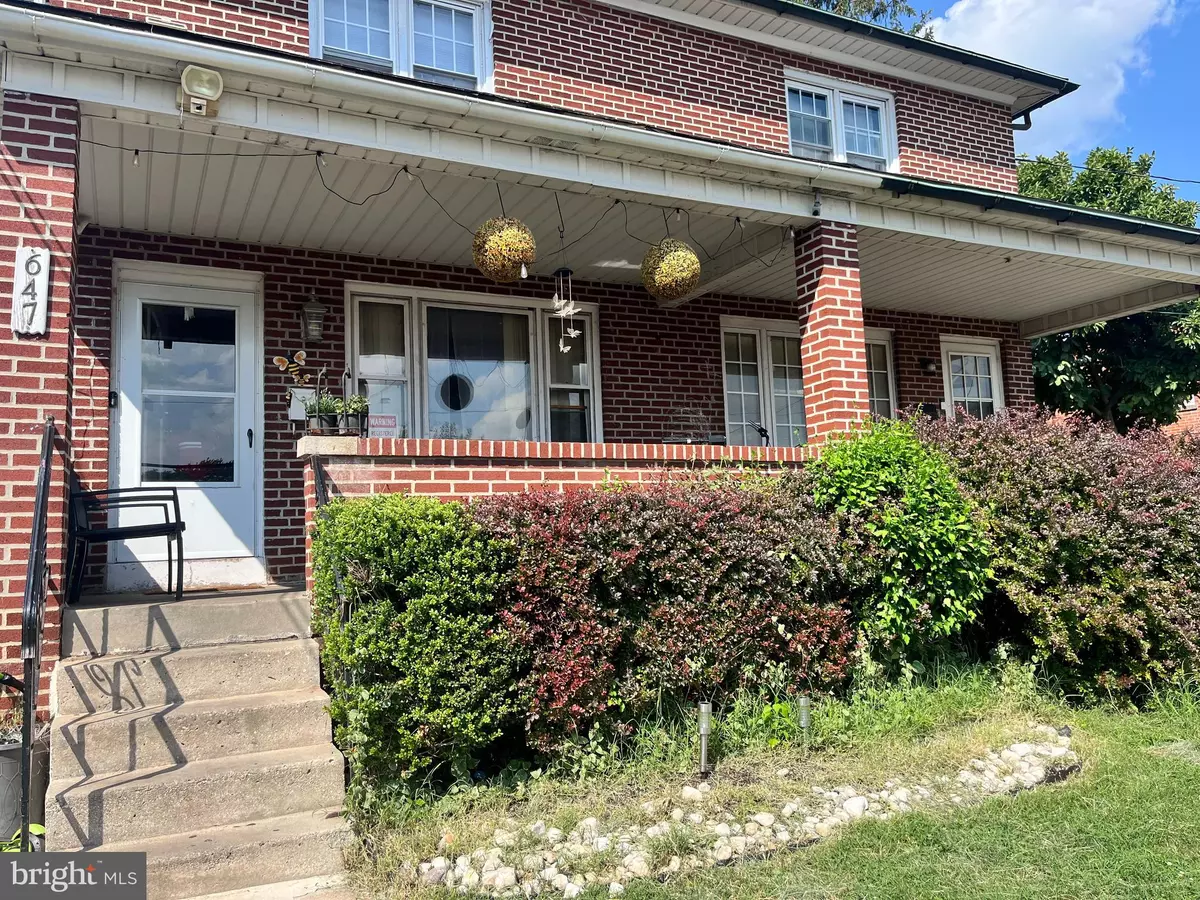 Norristown, PA 19401,647 E OAK ST