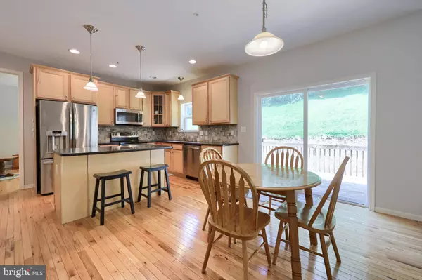 Glen Rock, PA 17327,20062 MEADOWSWEET LN