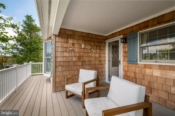 Barnegat Light, NJ 08006,16 W 8TH ST