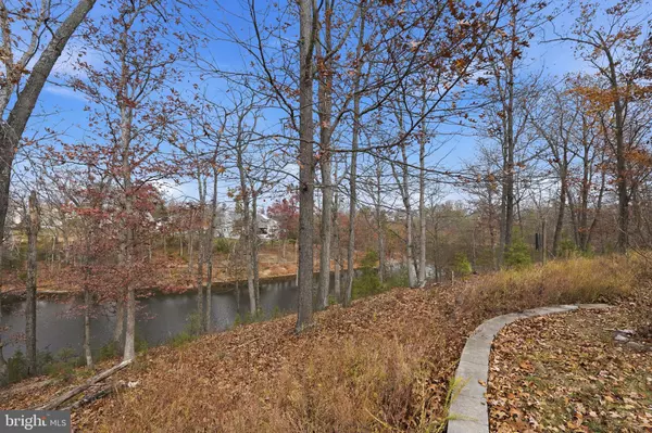 Lake Frederick, VA 22630,108 BUNTING CT