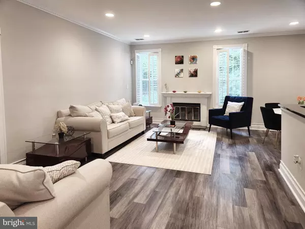 Monmouth Junction, NJ 08852,4131 BAYBERRY CT