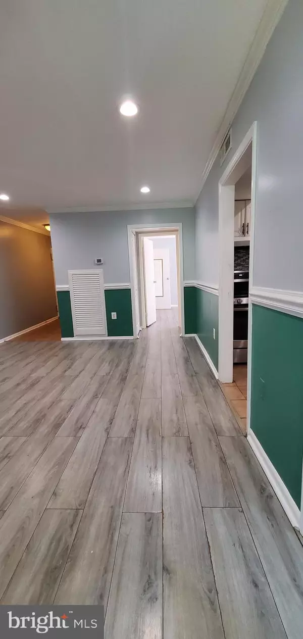 Greenbelt, MD 20770,8645 GREENBELT RD #201
