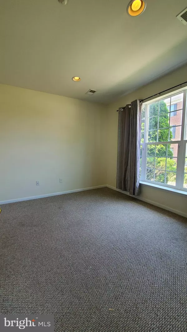 Odenton, MD 21113,2644 DIDELPHIS DR